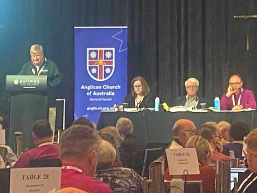 Mark Thompson addresses General Synod